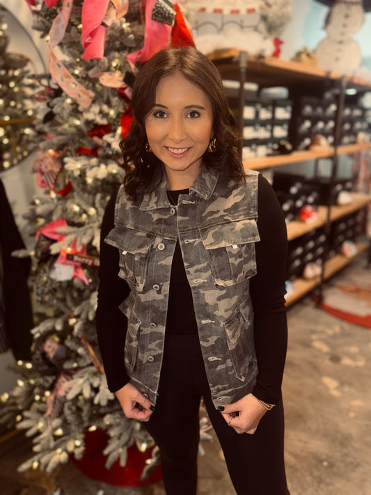 Camo Cargo Vest