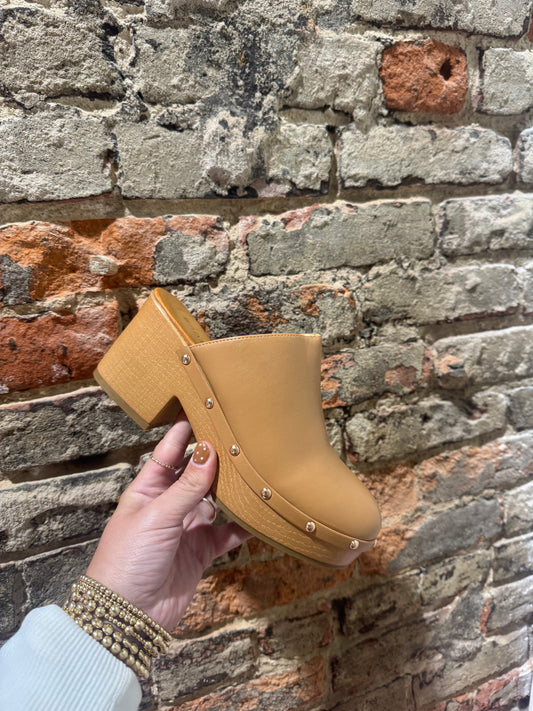 Fall Clog